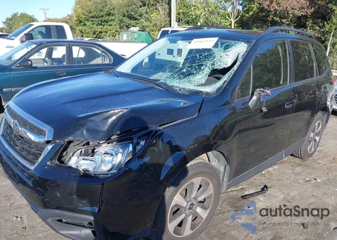 2018 Subaru Forester 2.5I Premium from USA, damaged, VIN JF2SJAEC5JH405628